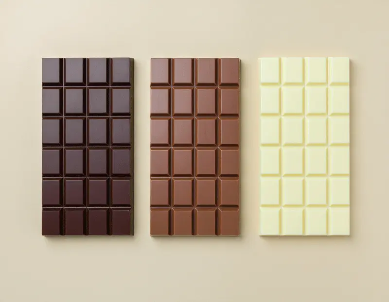 ホワイトチョコレートはなぜ白い?原料から違いを読み解こう!